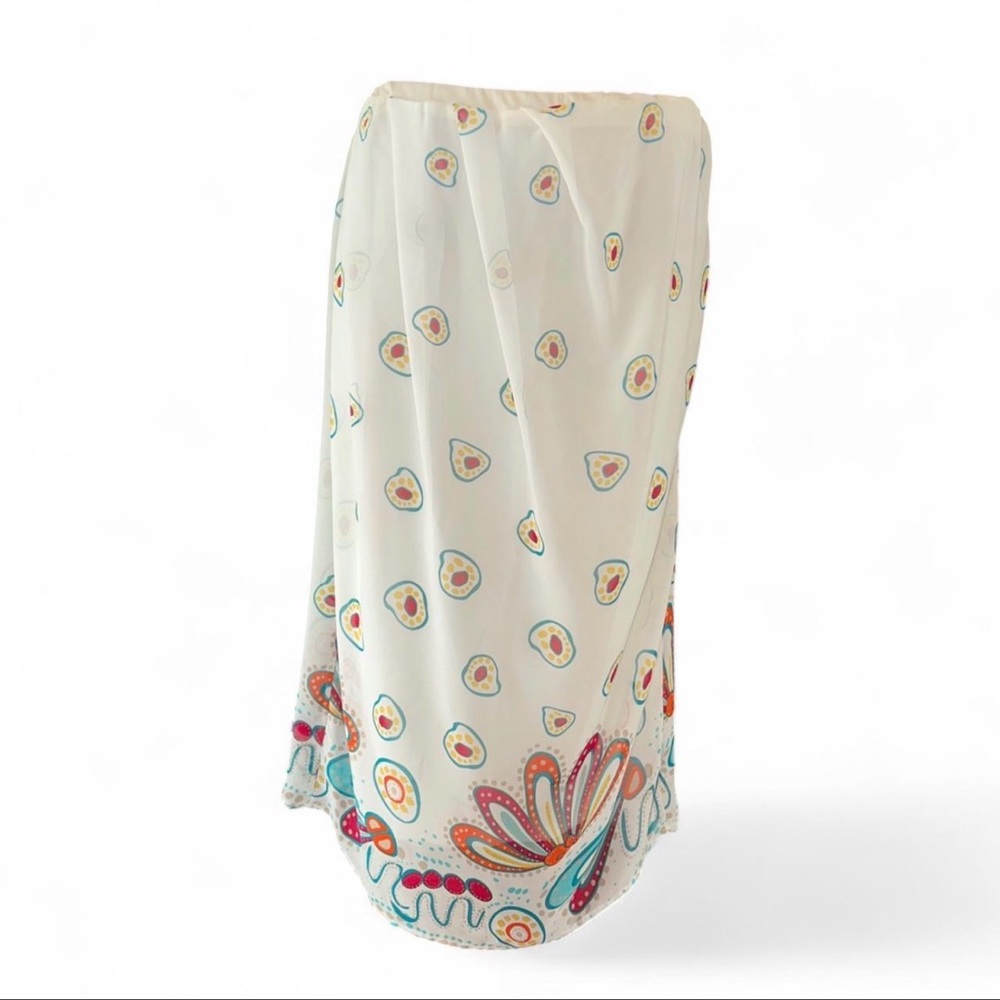 Elegant White Floral Avocado Skirt Size L